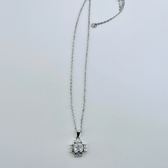 DIAMOND BLOSSOM NECKLACE