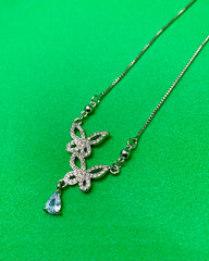 LUMINOUS BUTTERFLY NECKLACE