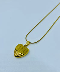 GOLDEN HEART NECKLACE