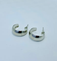 SILVER C-HOOP EARRINGS