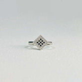 SQUARE DOT RING