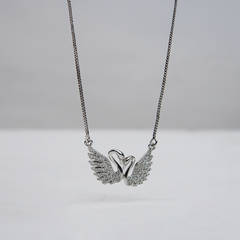 SWAN NECKLACE