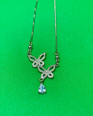 LUMINOUS BUTTERFLY NECKLACE