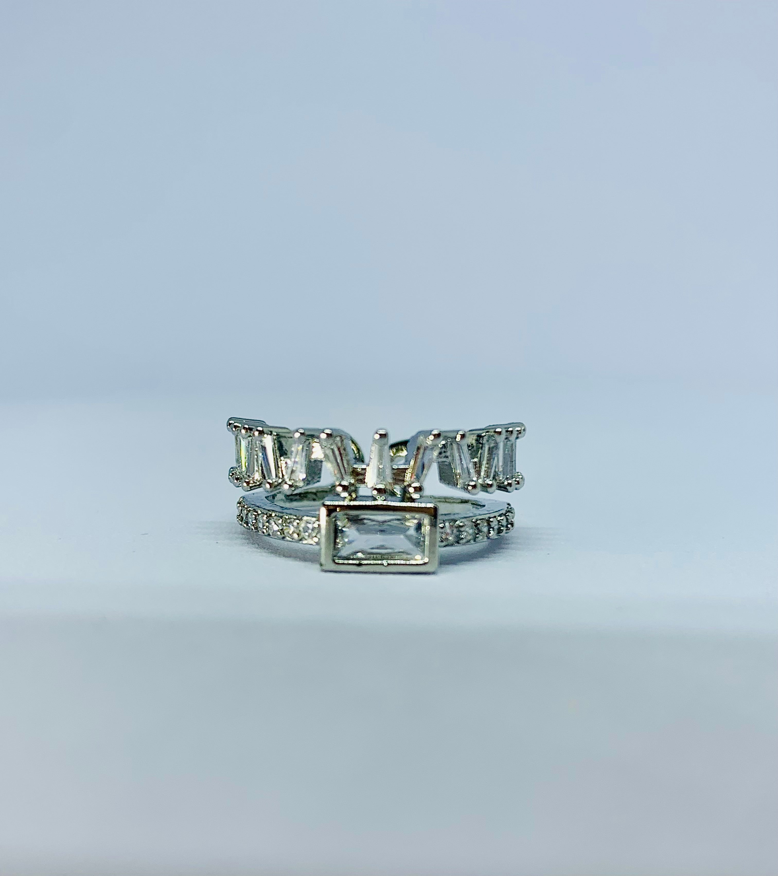 GEOMETRIC PRISM RING