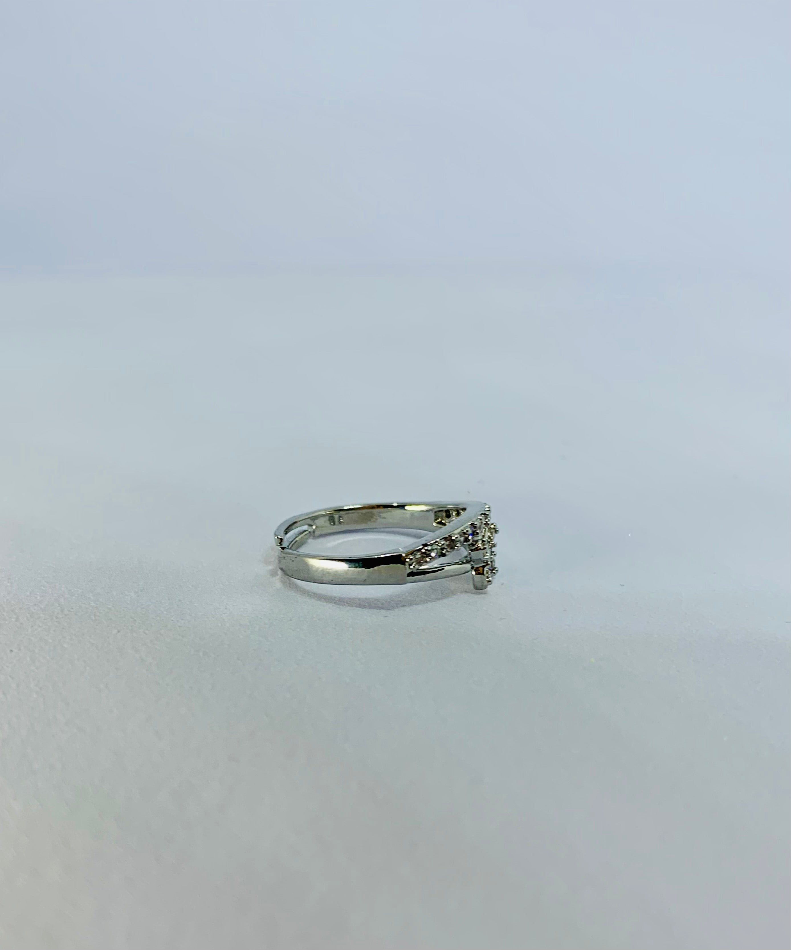 CRYSTAL BUTTERFLY RING