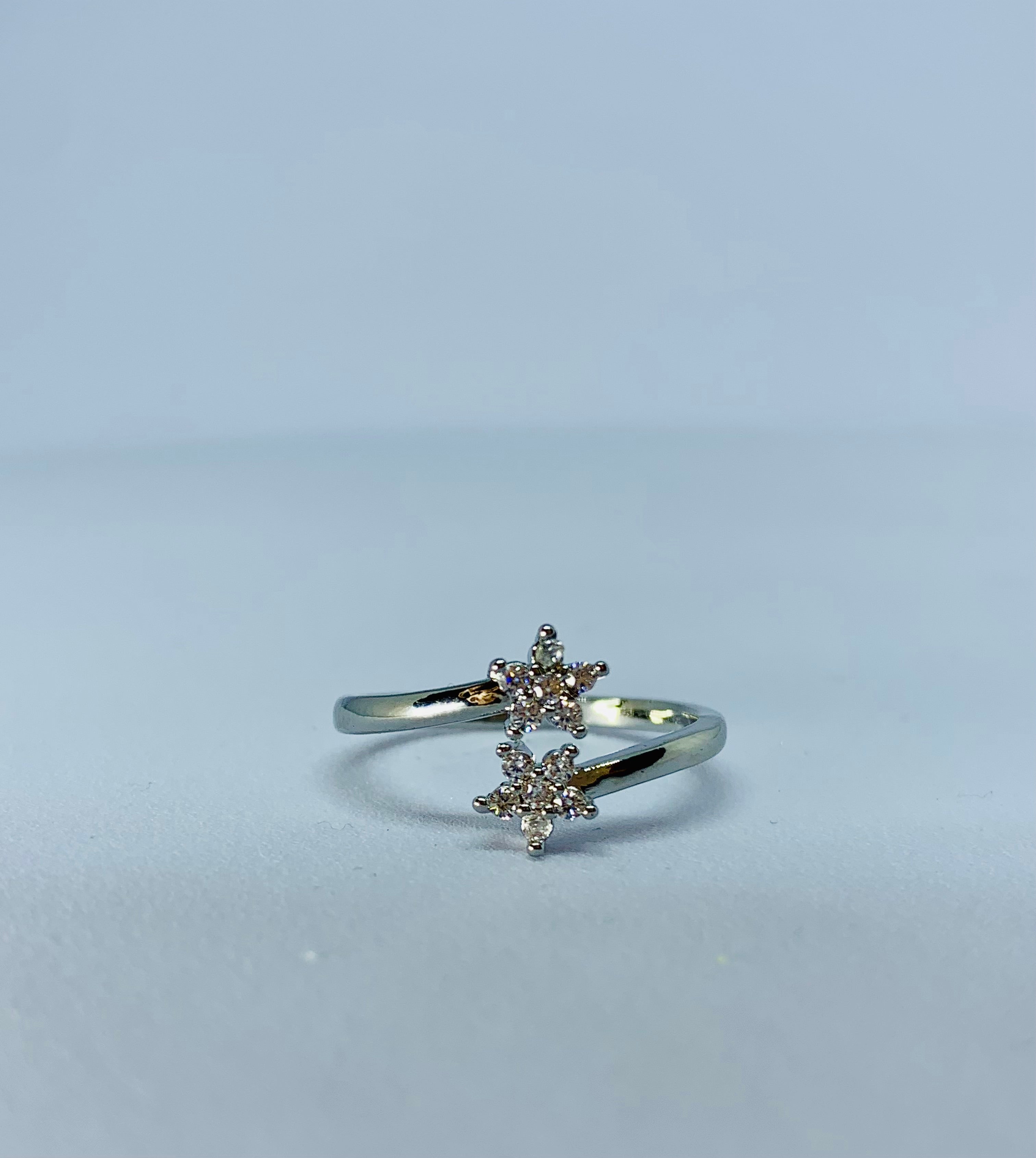 TWIN STAR RING