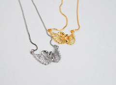 SWAN NECKLACE